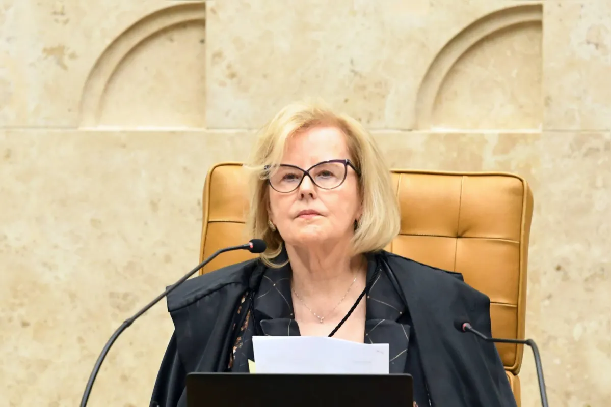 "Hoje é um dia muito importante para todos nós, brasileiras e brasileiros", declarou Weber