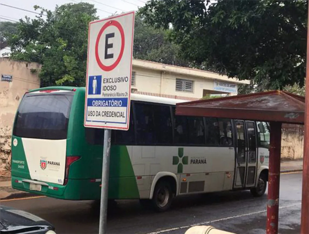 Ônibus da Saúde de Pitangueiras não teve problemas com bloqueio na PR-445