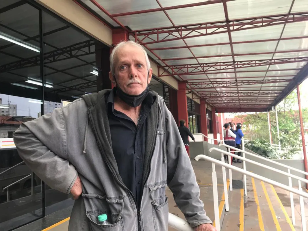Valdecir Picolo vem de Primeiro de Maio (RML) duas vezes por semana se consultar em Londrina