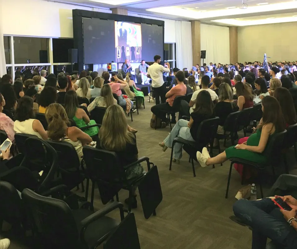O público prestigiou o vento sobre moda e suas co-relações com a sociedade e a cultura
