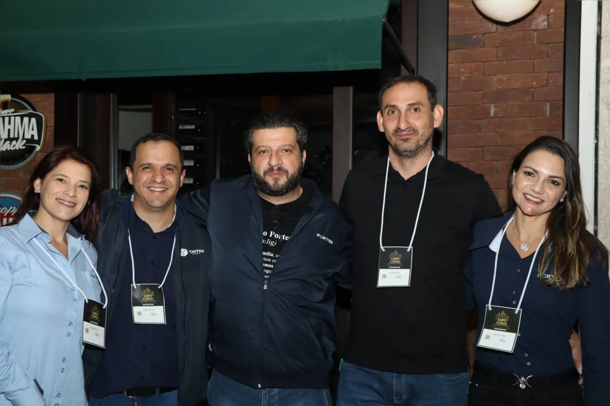 Danielle Antunes, Diogo Pereira, Ricardo Rennó, Márcio Barros e Gisele Rodrigues