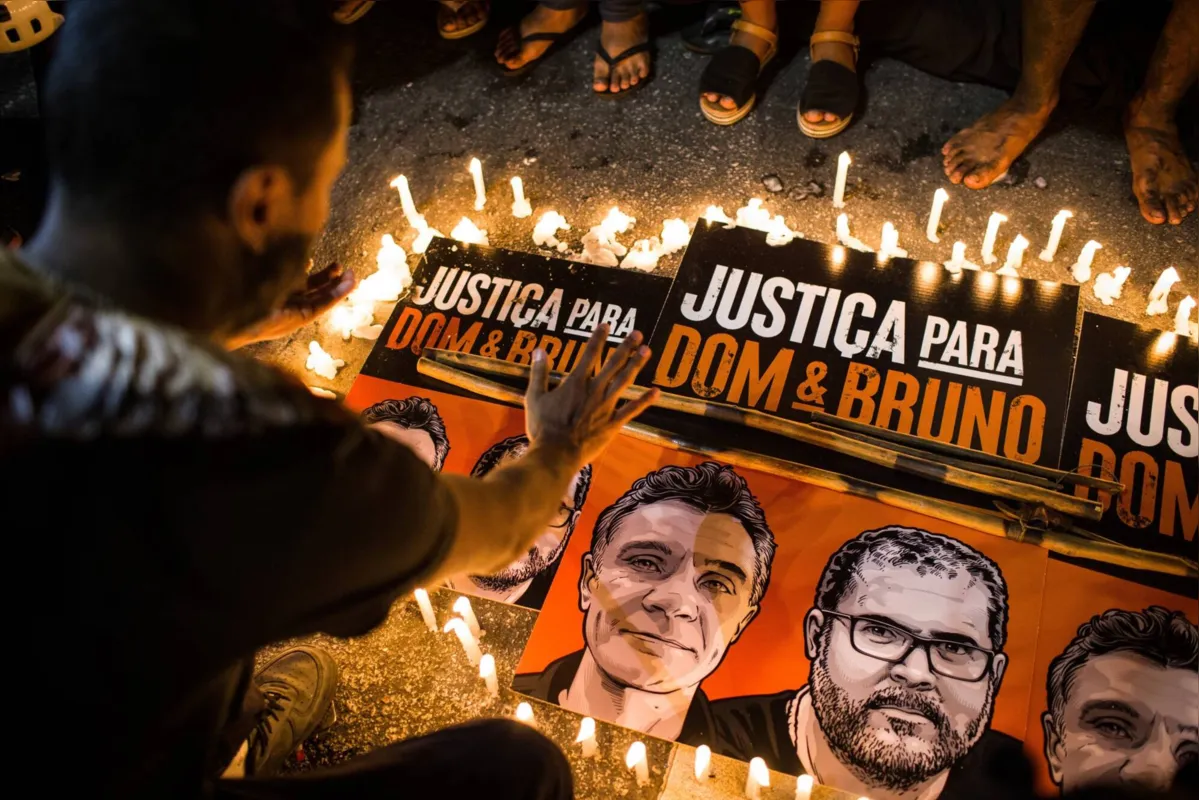 Bruno Pereira e Dom Philips foram brutalmente assassinados em 5 de junho de 2022 no Vale do Javari, em Atalaia do Norte (AM), por 
pescadores ilegais