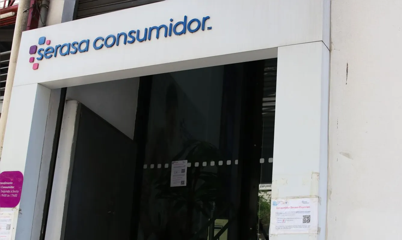 A Serasa realiza, na onda da Black Friday, uma promoção de dívidas com alto percentual de descontos e baixo valor de pagamento.