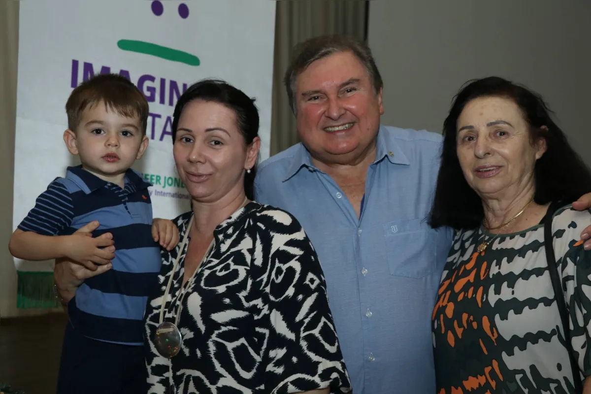 Mateo Oliveira, Helen Juliane, Francisco Ferreira e Nadir Bernardi