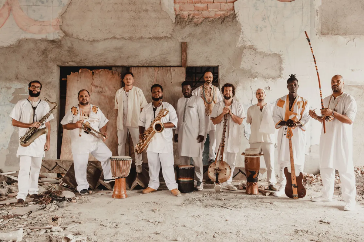 Grupo Höröyá apresenta o show “Grigri Ba” em Londrina: fusão de sons africanos tradicionais com a música contemporânea