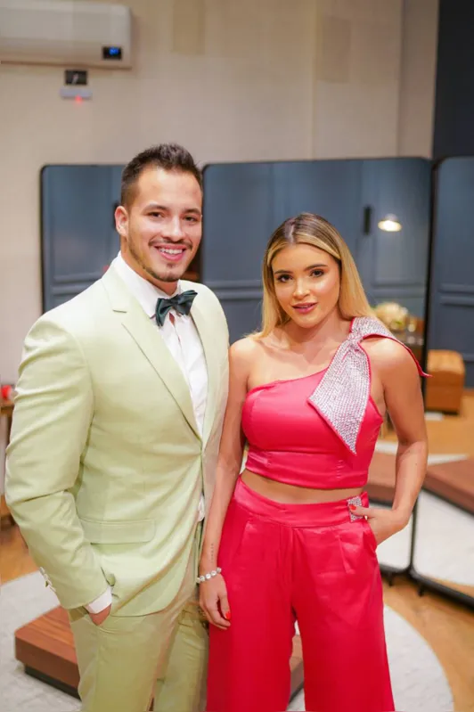 Maju Morais e Lucas Rossi