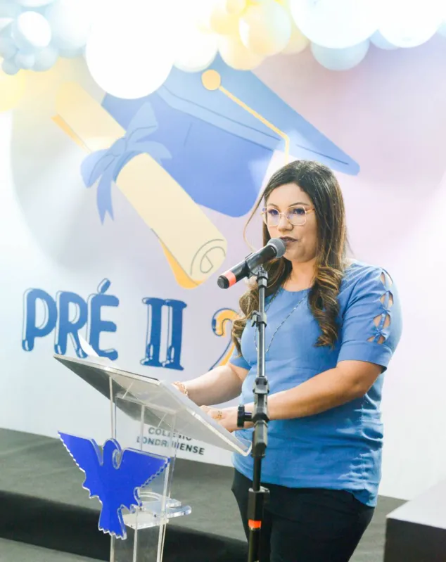 A coordenadora da Educação Infantil Aline Mary de Souza