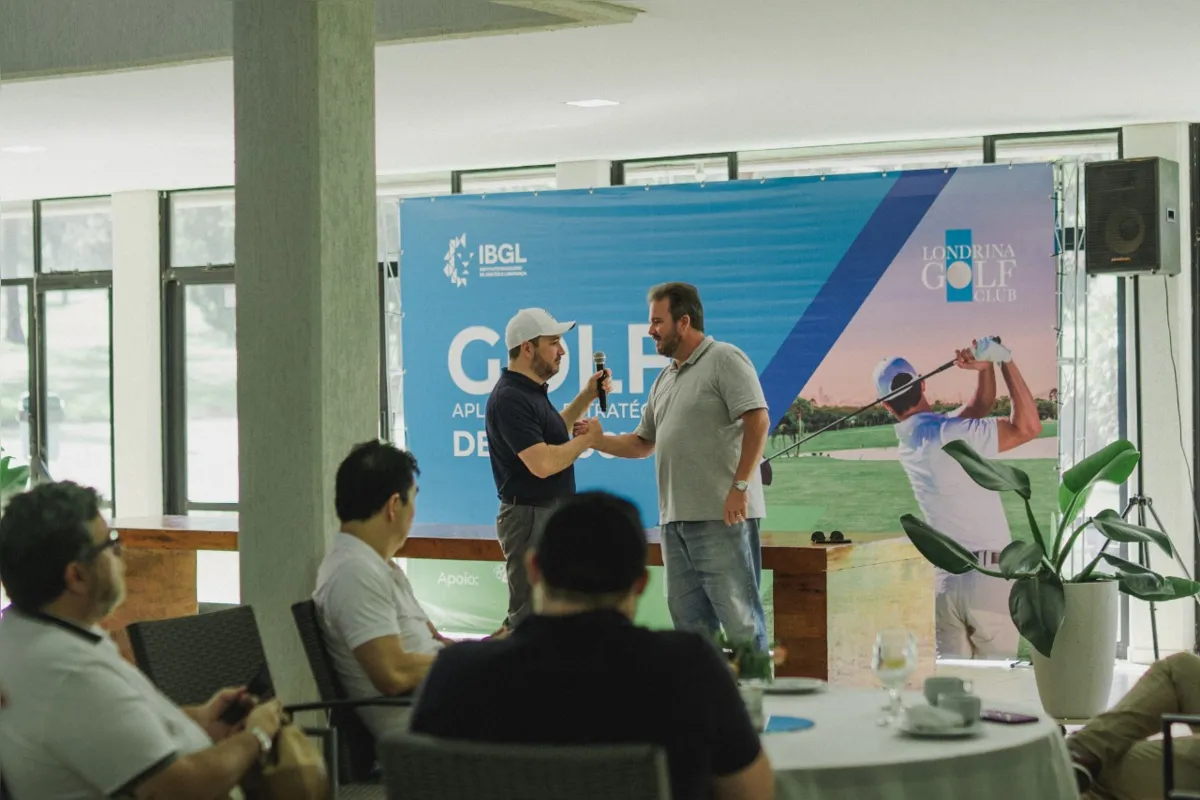 Um das palestras da clínica conduzida por Fabiano Zanzin