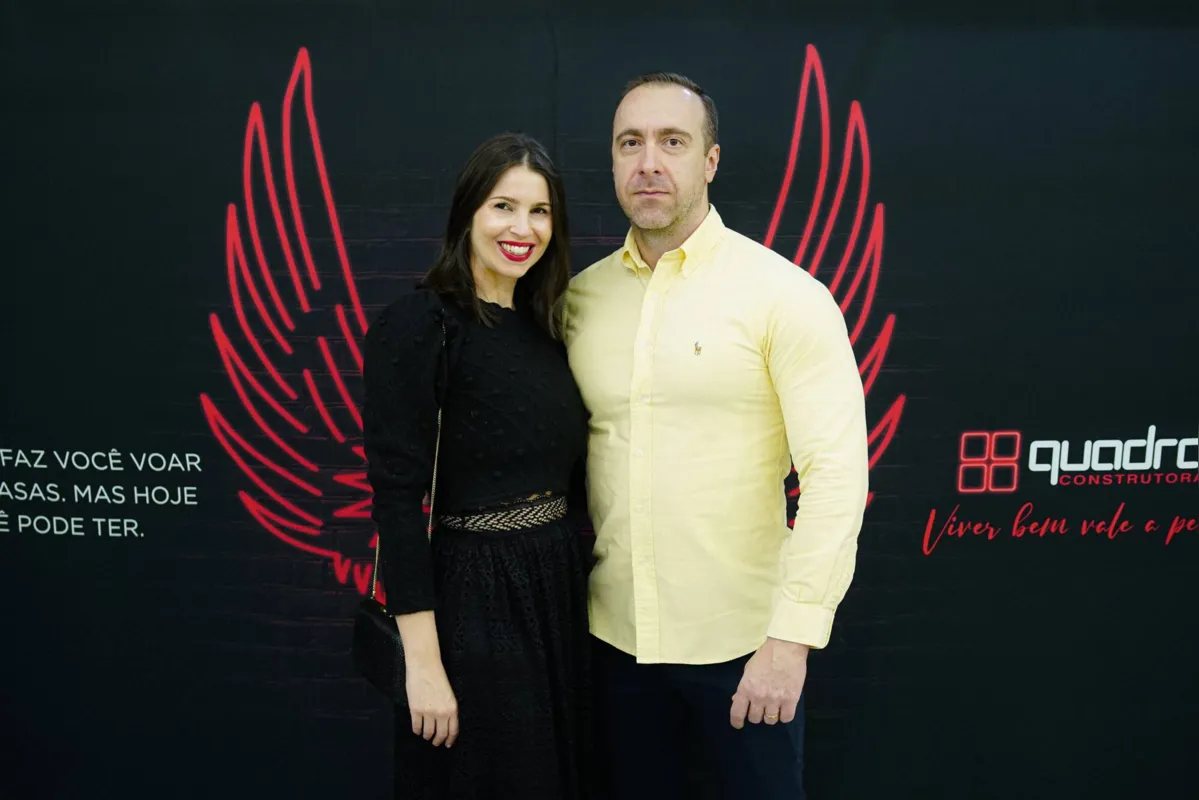 Fernanda Pires e Danilo Schiefer