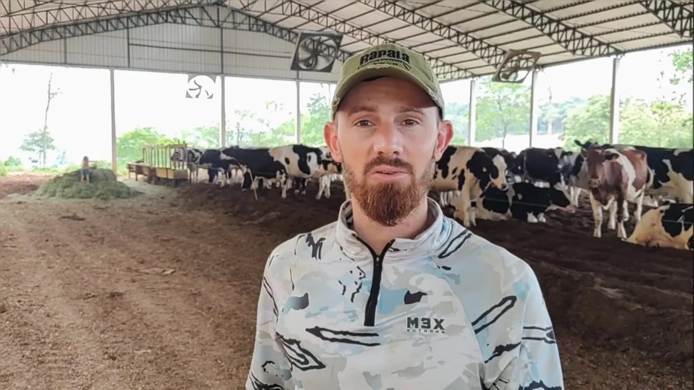 Cristiano Fankhauser posta atualmente dois vídeos por semana no YouTube: rotinha em uma fazenda que cria vacas leiteiras
