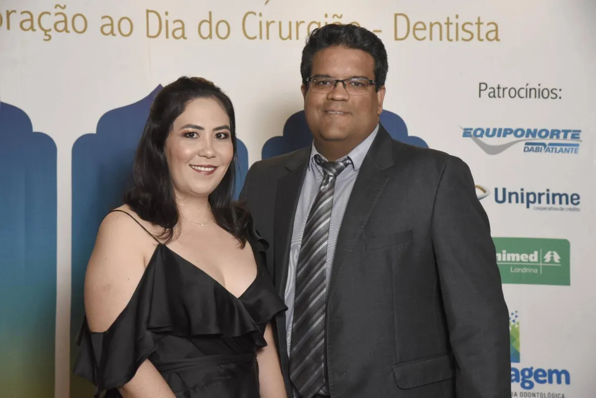 Talita Kito e Matheus Negreiros de Souza