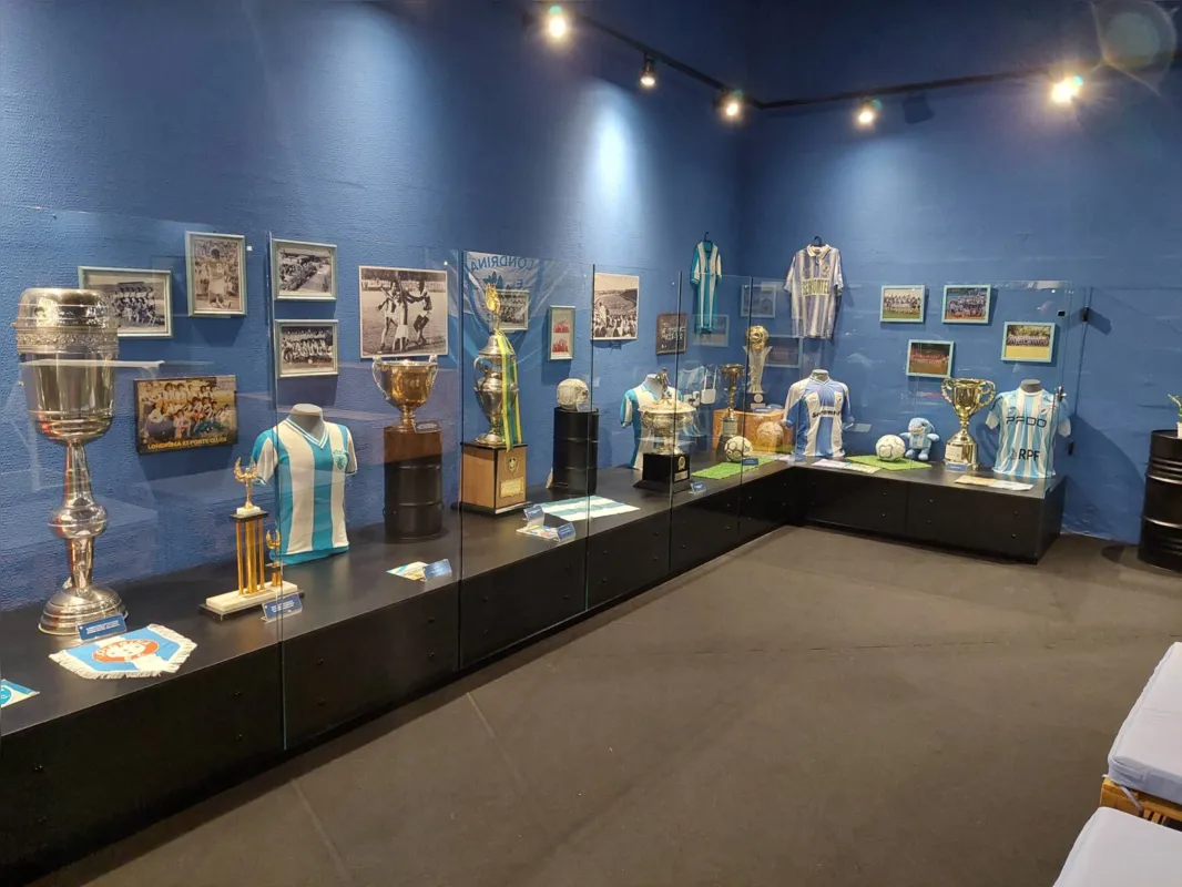 Imagem ilustrativa da imagem LEC inaugura exposição em shopping da zona norte