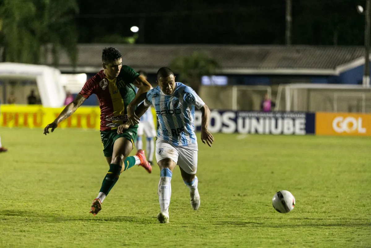 No primeiro turno, Londrina venceu o Sampaio Corrêa no estádio do Café