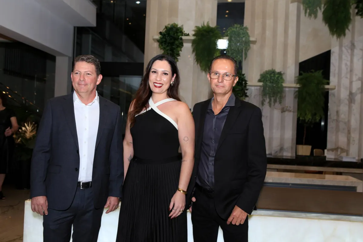 Alexandre Ladeia, Nathalia Montans e Robson Freitas