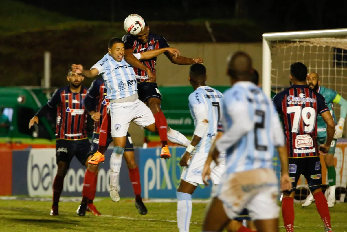 Londrina e Bahia abriram a 25ª rodada com um empate emocionante no Café