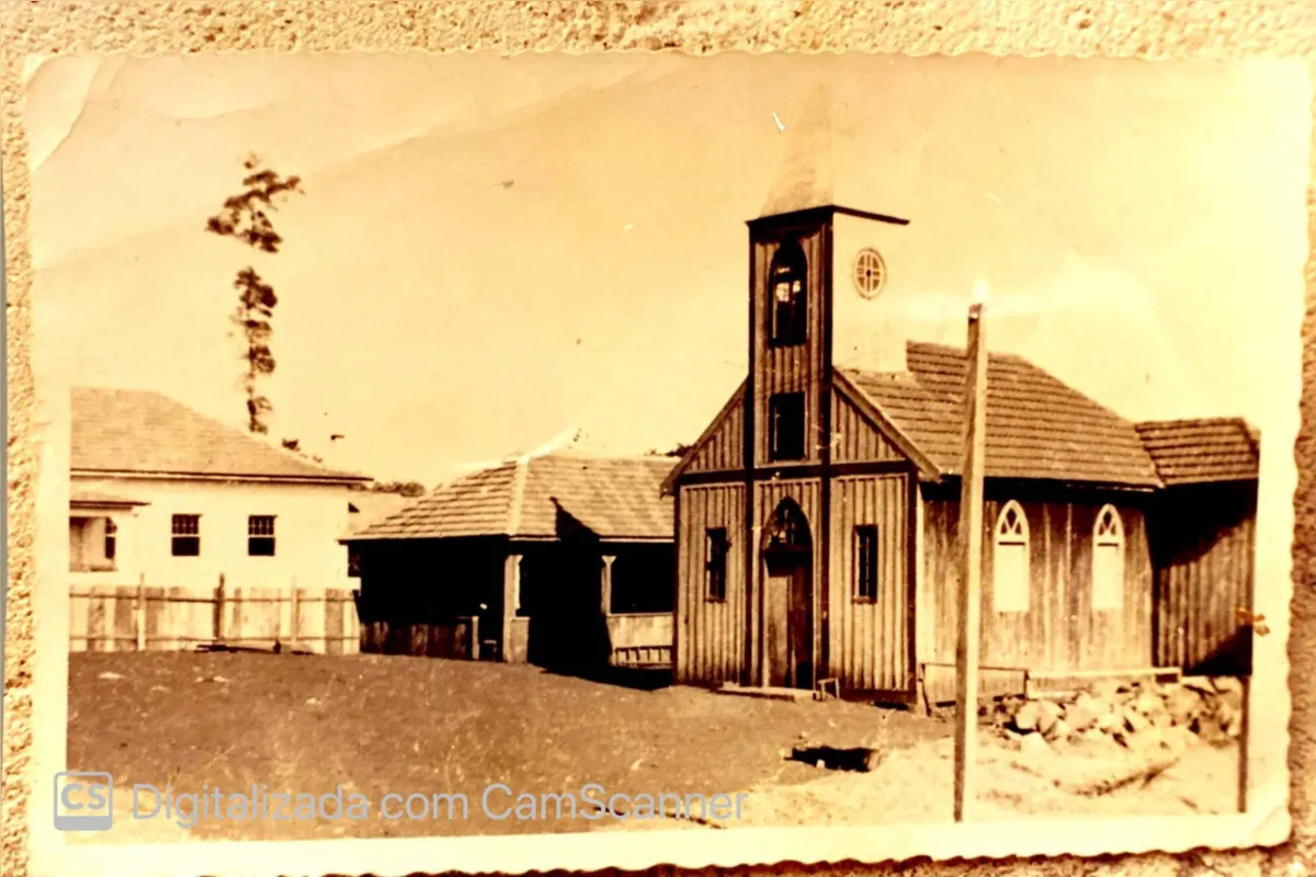 Foto da capela de 1940 na Vila Nova que deu origem ao Santuário