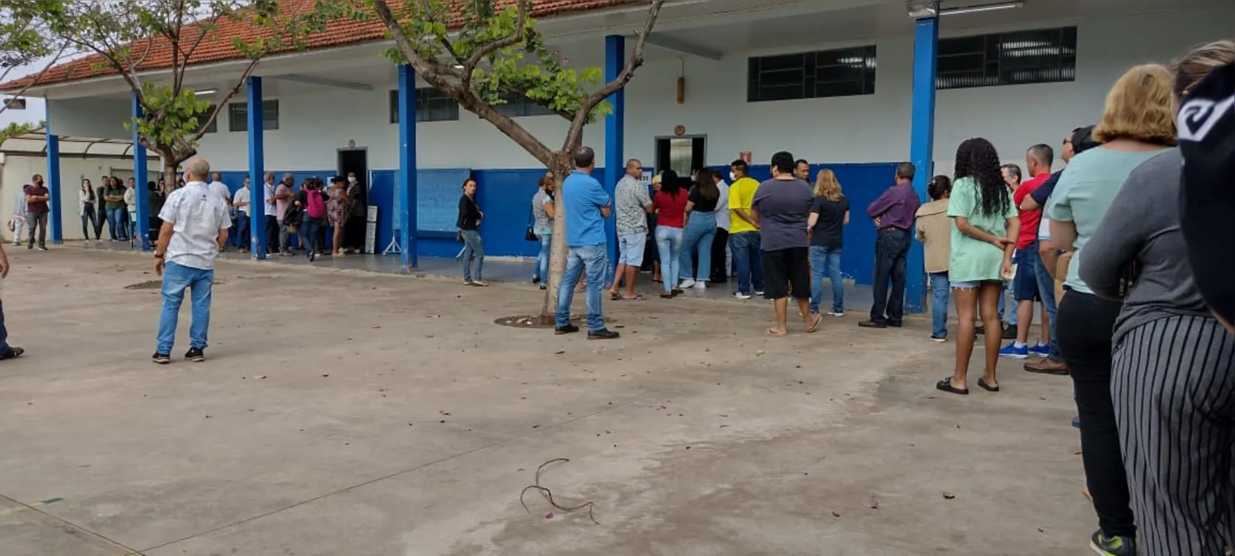 Escola Municipal Professor Moacyr Camargo Martins, Conjunto Parigot de Souza