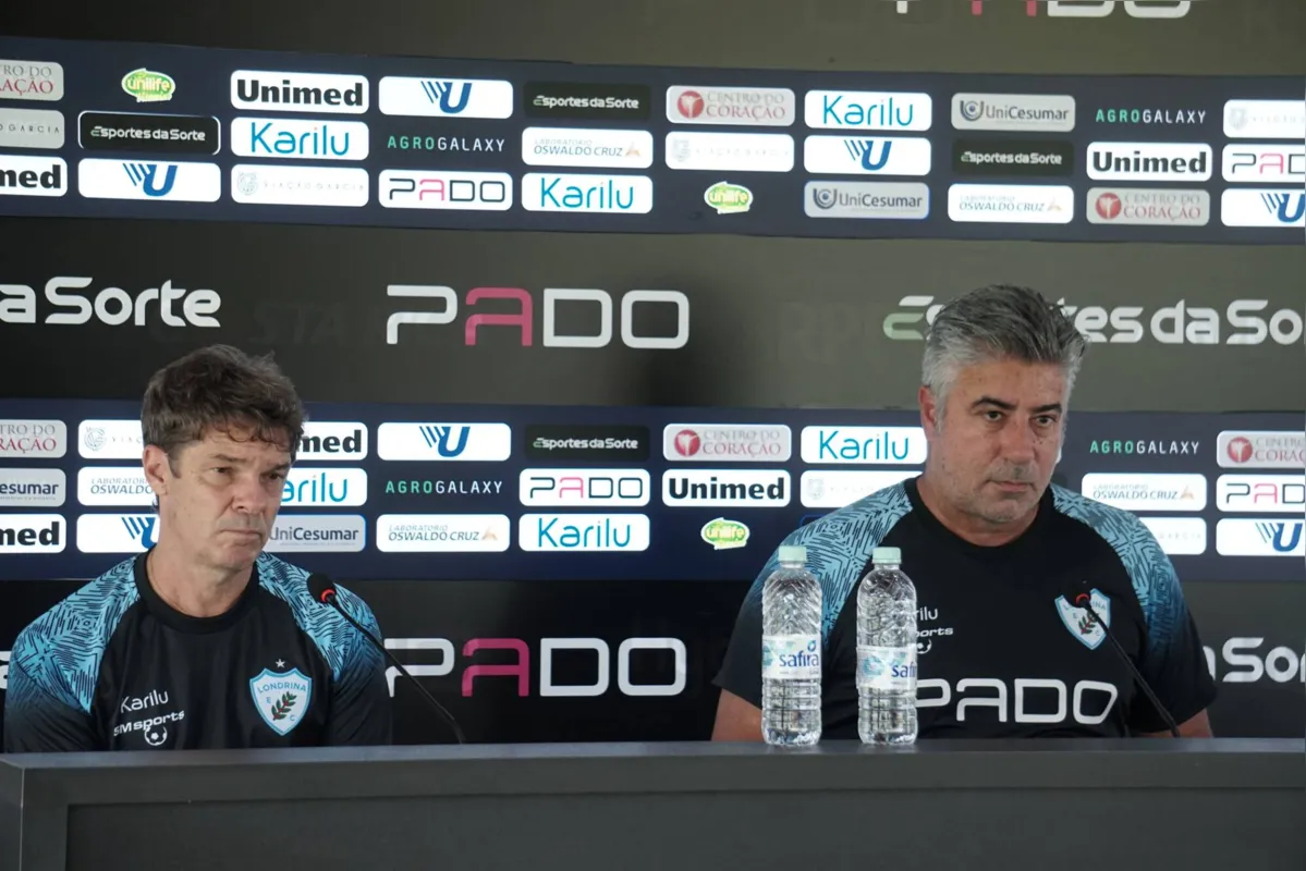 Alexandre Gallo e o auxiliar técnico Valdir são apresentados durante entrevista no CT da SM Sports