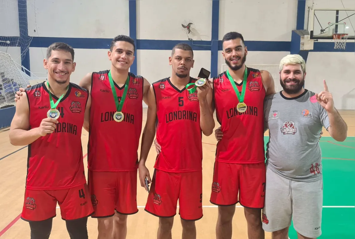 Imagem ilustrativa da imagem Londrina é campeão Sul-Brasileiro de Basquete 3x3