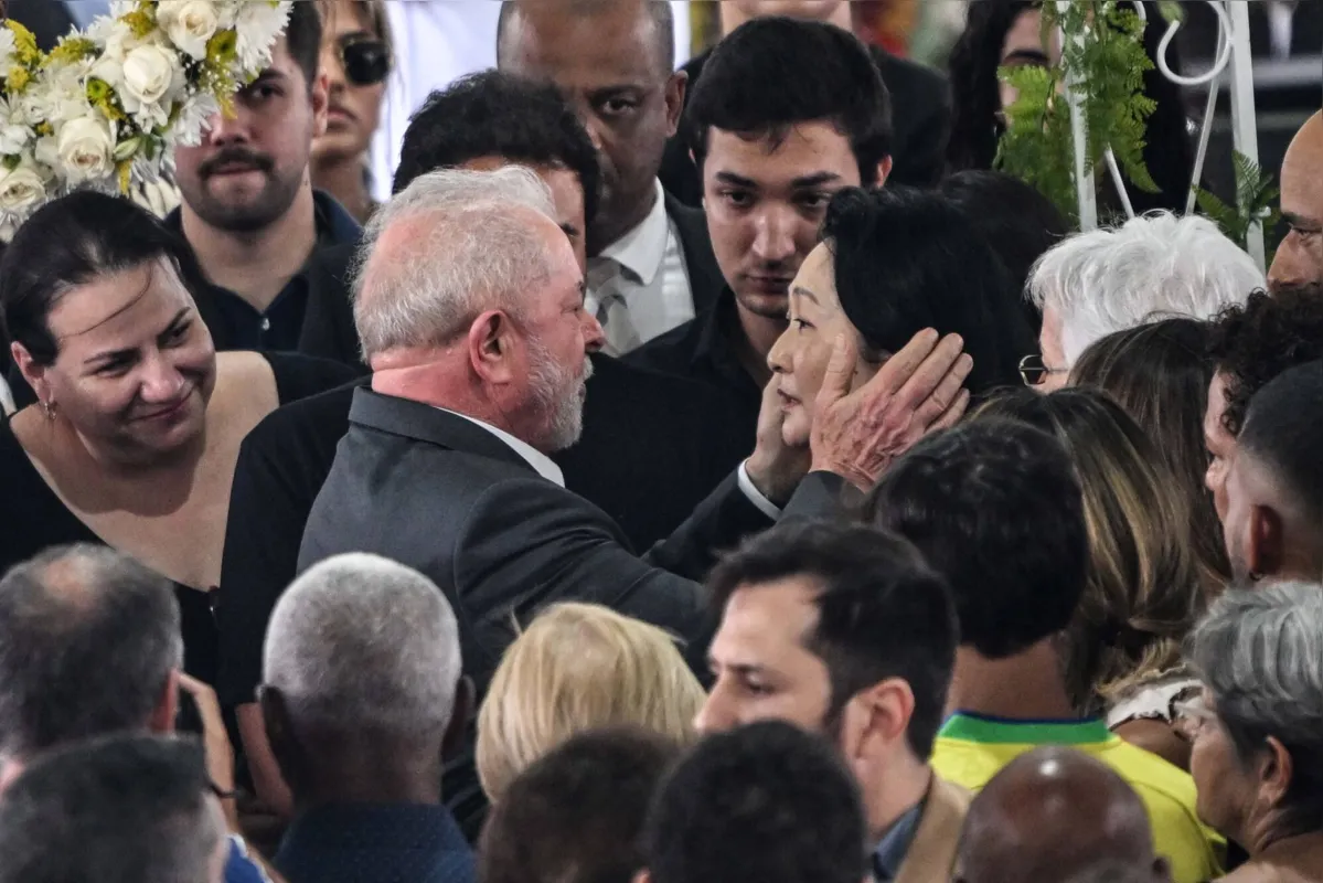 Presidente Lula presta condolências à viúva de Pelé, Marcia Aoki