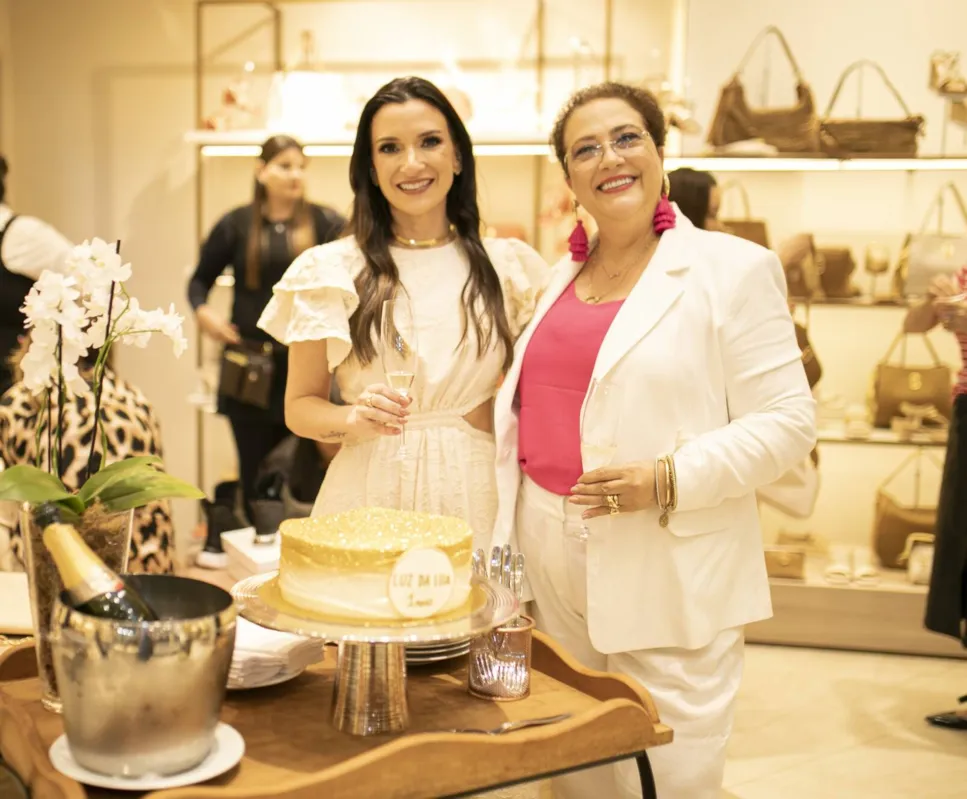 Fernanda Kunii e Zilá Gomes, empresárias e proprietárias da Luz da Lua Londrina
