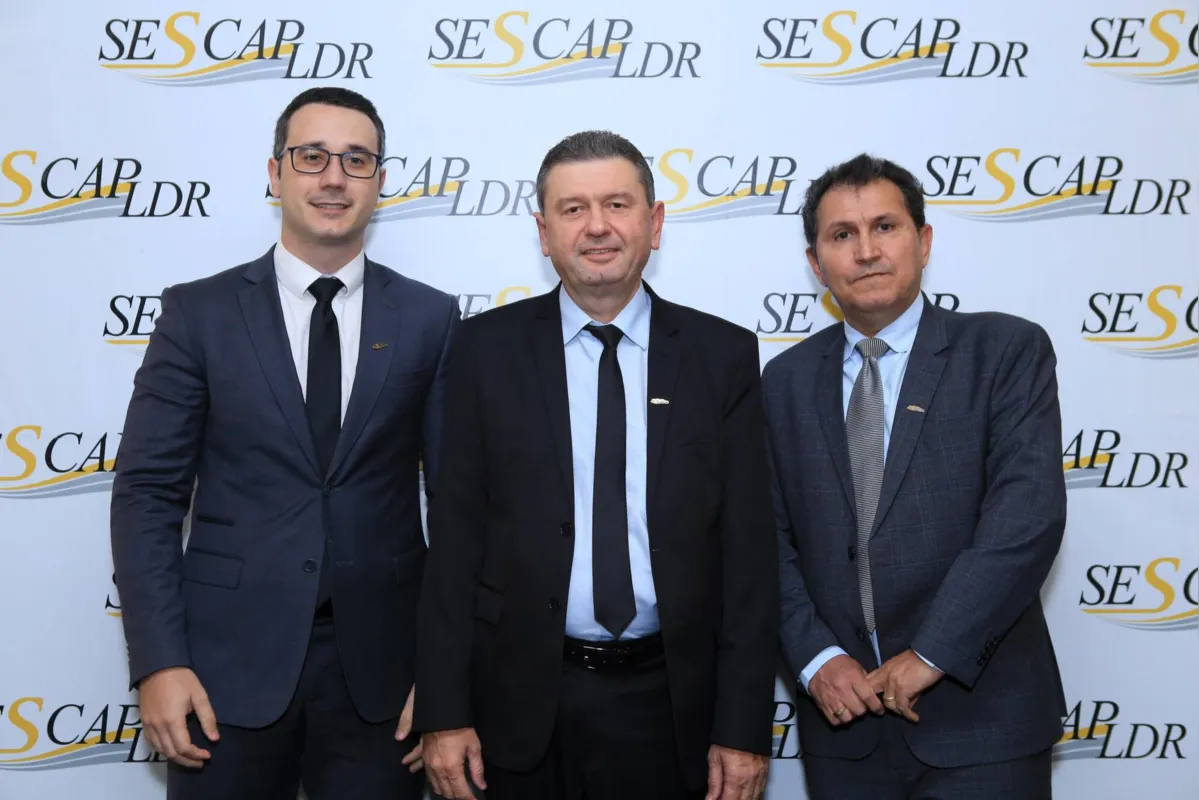 Marlon Marçal (2º vice-presidente Sescap-LDR); Nelson Barizon (diretor administrativo) e Marcos Ferreira (1º vice-presidente)
