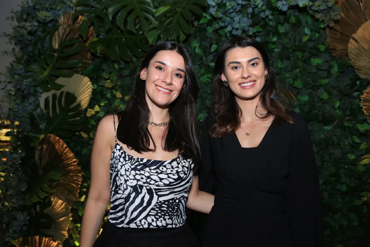 Letícia Gomes e Vitória Pozzobon