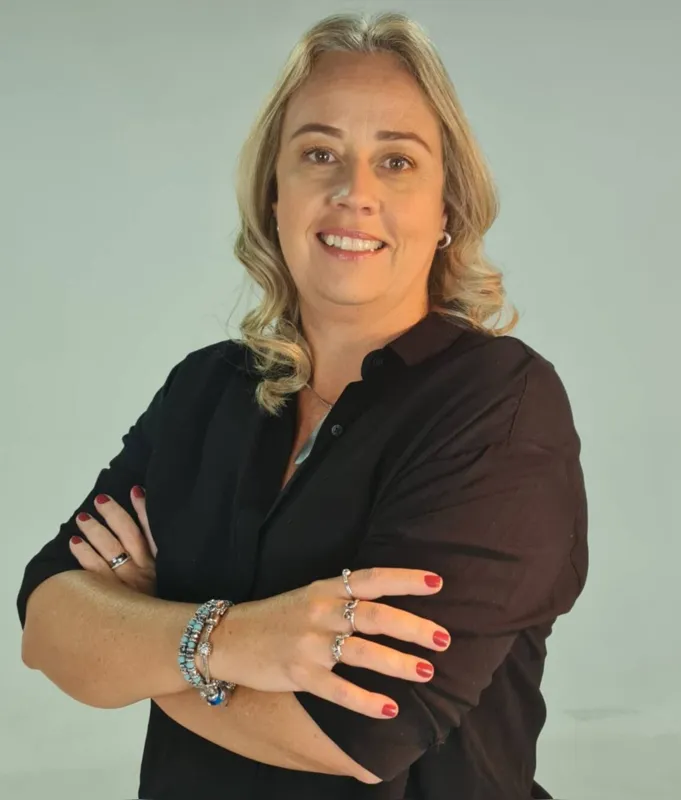 Professora  Larissa Bobroff  Daros: "Os projetos de extensão são uma oportunidade de colocar em prática conhecimentos teóricos com a supervisão direta do professor"