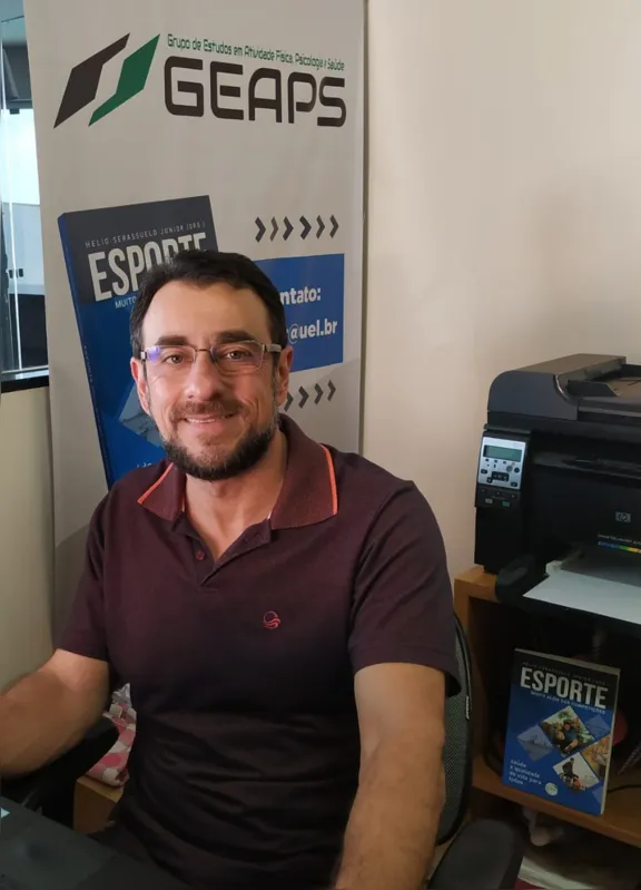 Professor Hélio Serassuelo Junior: "Todos ganham quando uma universidade desenvolve projetos de extensão"