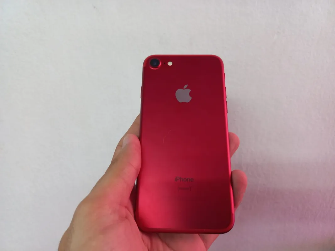 Imagem ilustrativa da imagem Ministério proíbe venda de iPhone sem carregador de bateria