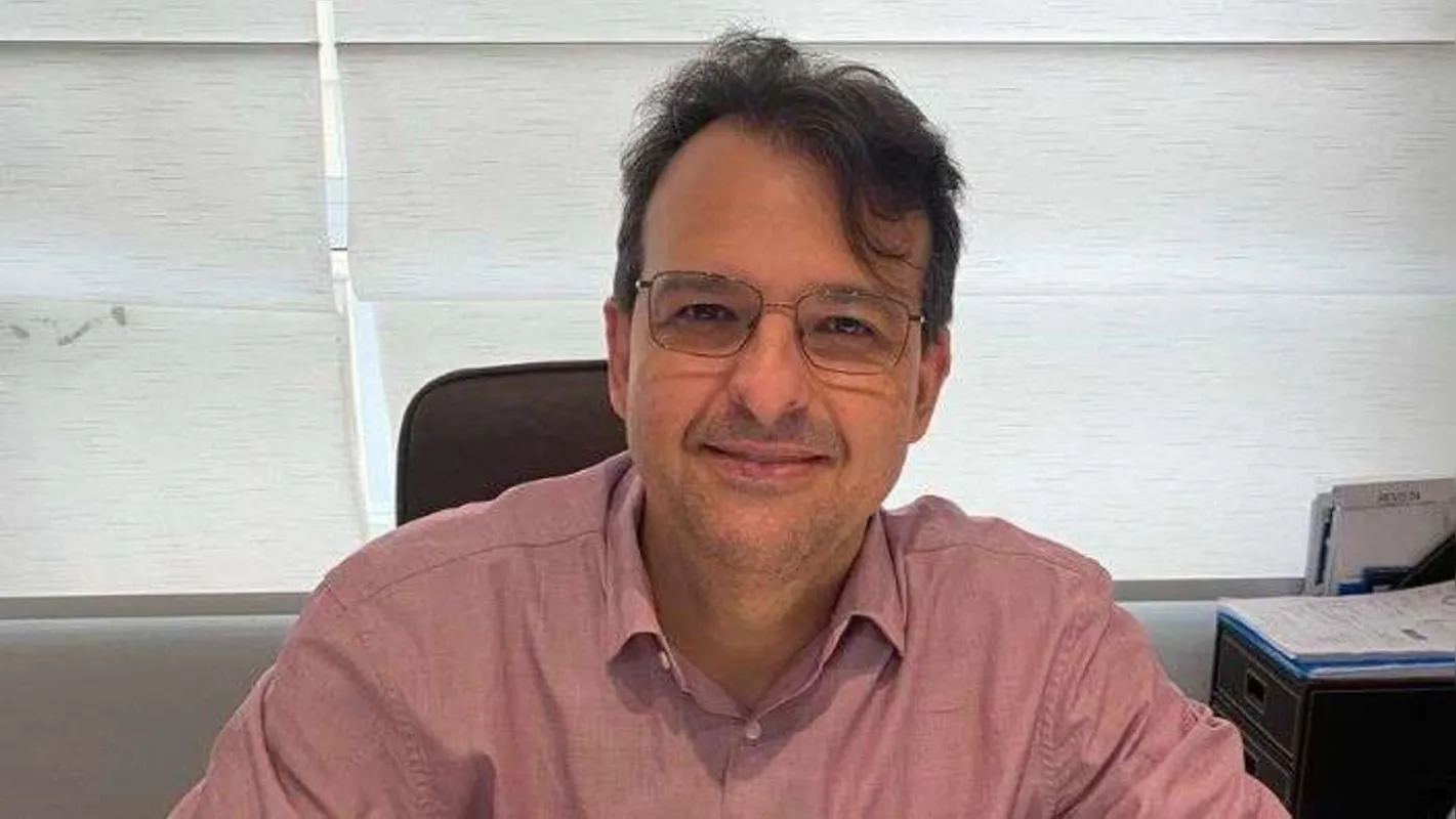 O neurologista infantil Clay Brites  faleceu no sábado (11),  enquanto fazia uma trilha de bicicleta.