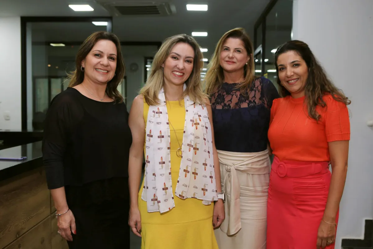 Nevi Fagundes, Daianny Festti Sussai, Gislaine Garbin e Renata Gandini
