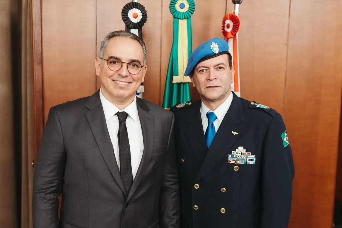Dr Alexandre Casagrande Canheu e Dr César, diretor do departamento de saúde da ABFIP - Associação Brasileira das Forças Internacionais de Paz