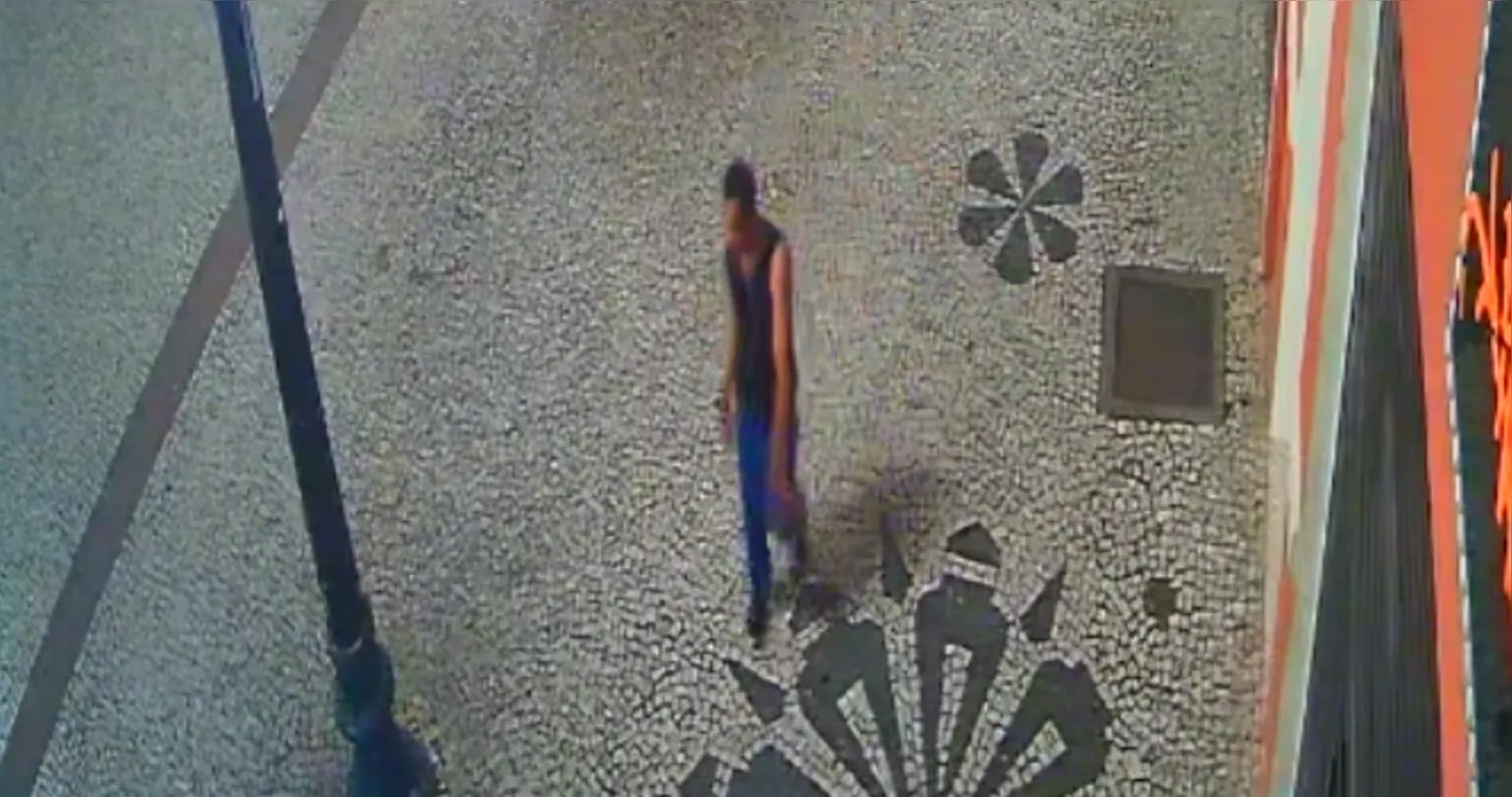 A jornalista descreveu o agressor no BO como um rapaz de aproximadamente 25 anos e pele morena.