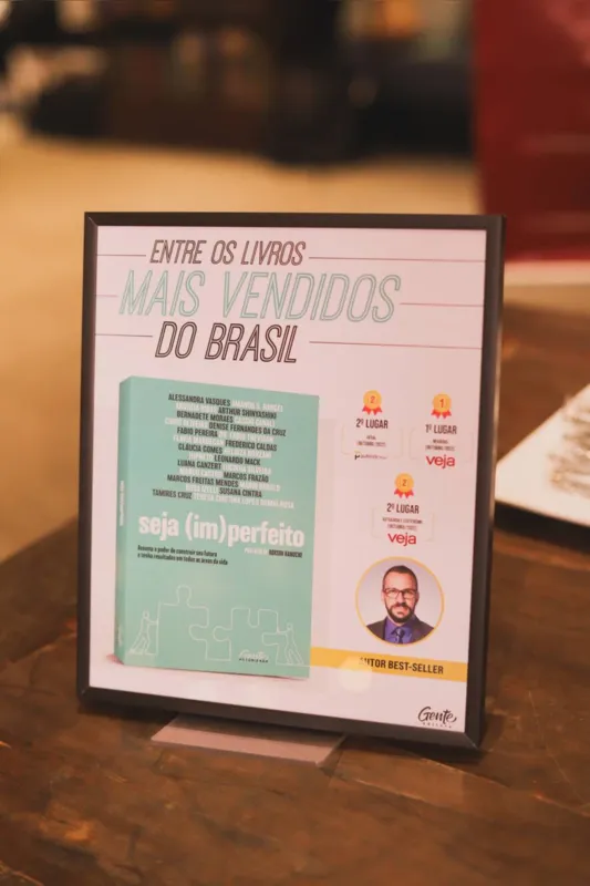 O livro aparece nas mais importantes listas de mais vendidos do Brasil