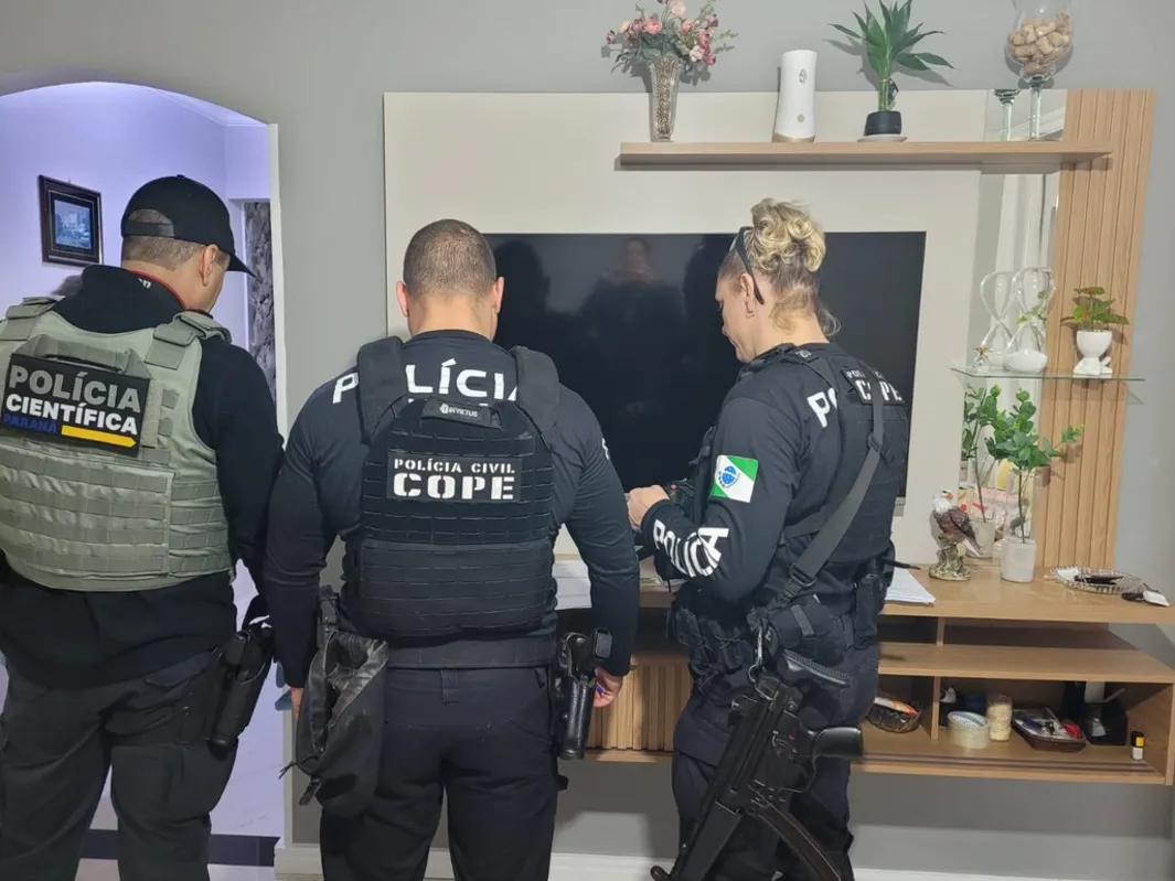 A operação é fruto do trabalho integrado das polícias Civil, Militar e Científica do Paraná.