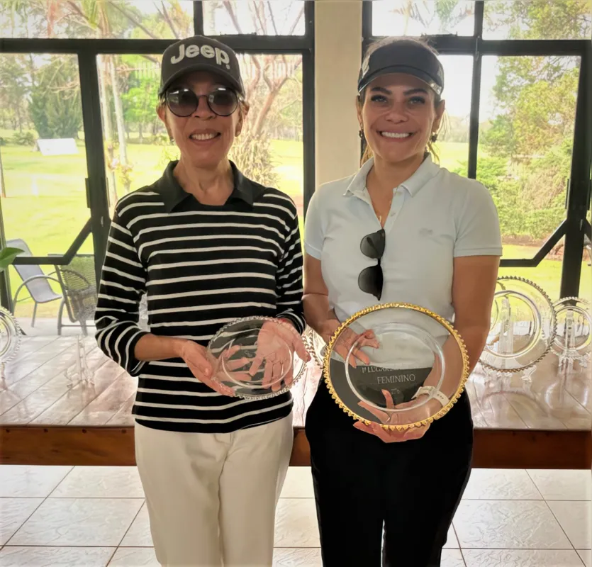 Daphne Bazzo e Alinne Vianna,   vice e campeã da Index de 22.2 (stableford)