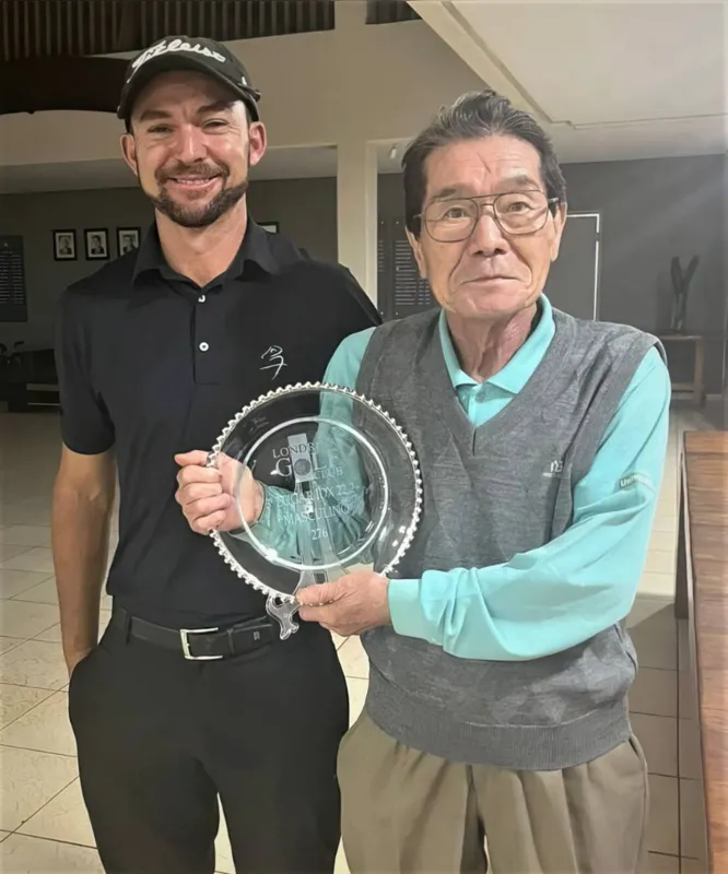 Edione Nogueira com Chuichi Yakushijin, terceiro na index 22.2 (stableford)