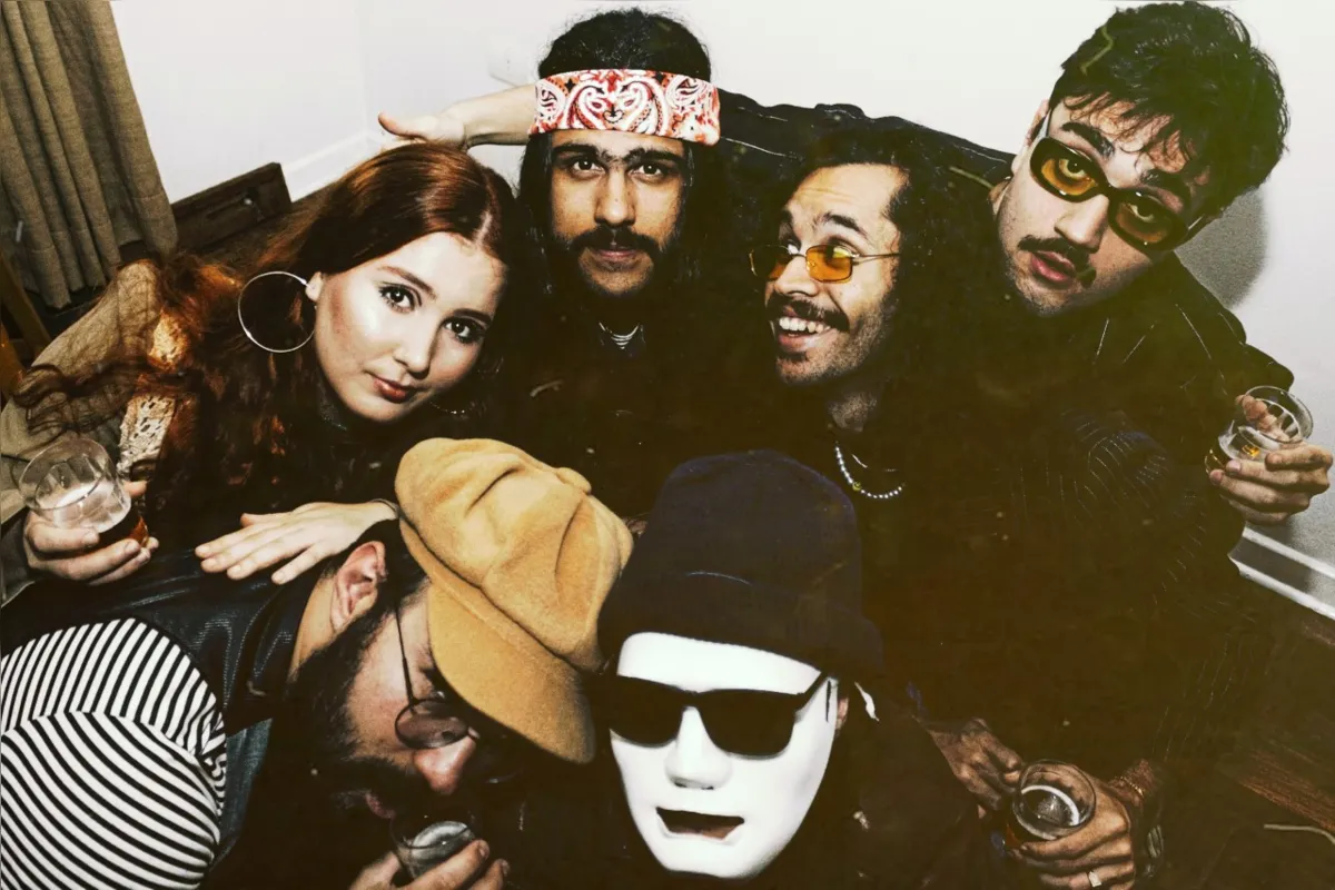 A banda Aminoácido participa do show Clara Crocodilo com Arrigo Barnabé e Tetê Espíndola
