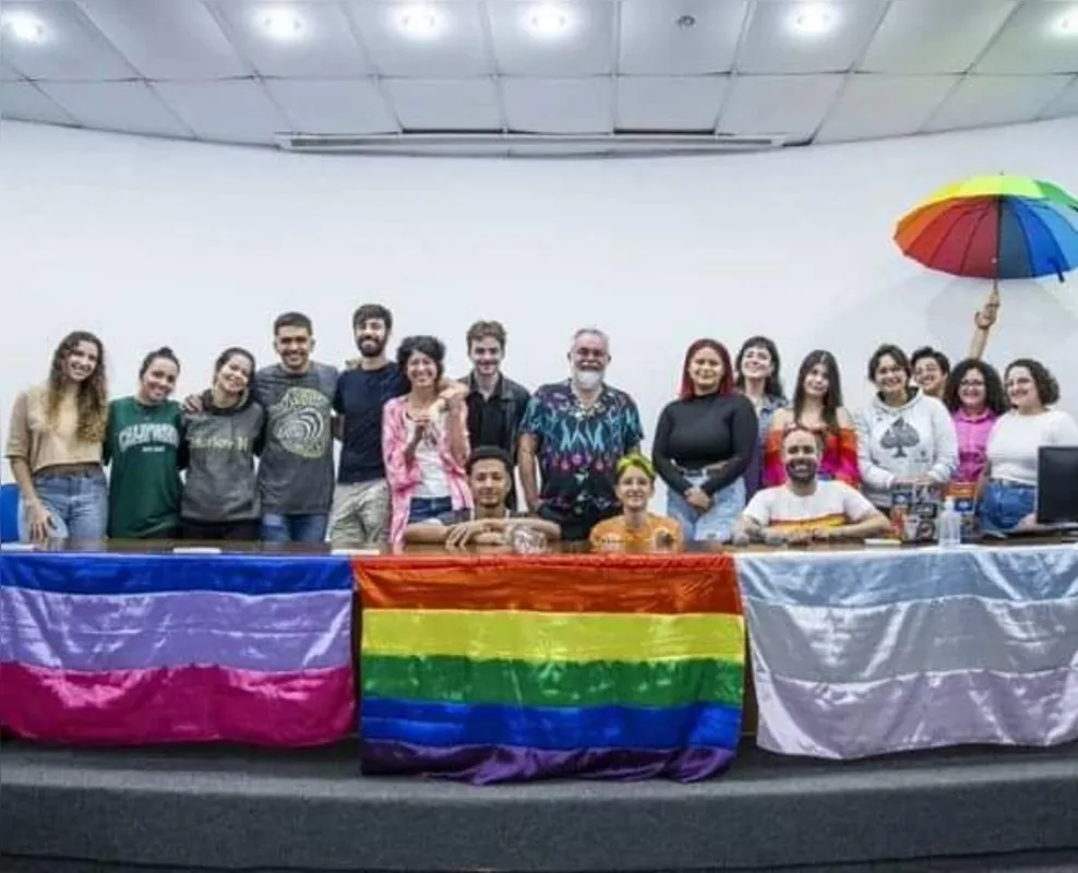 O Cine Diversidade é promovido pelo projeto Entretons e Decolonialidade na Comunicação (na foto) em parceira com o Cine Teatro Ouro Verde