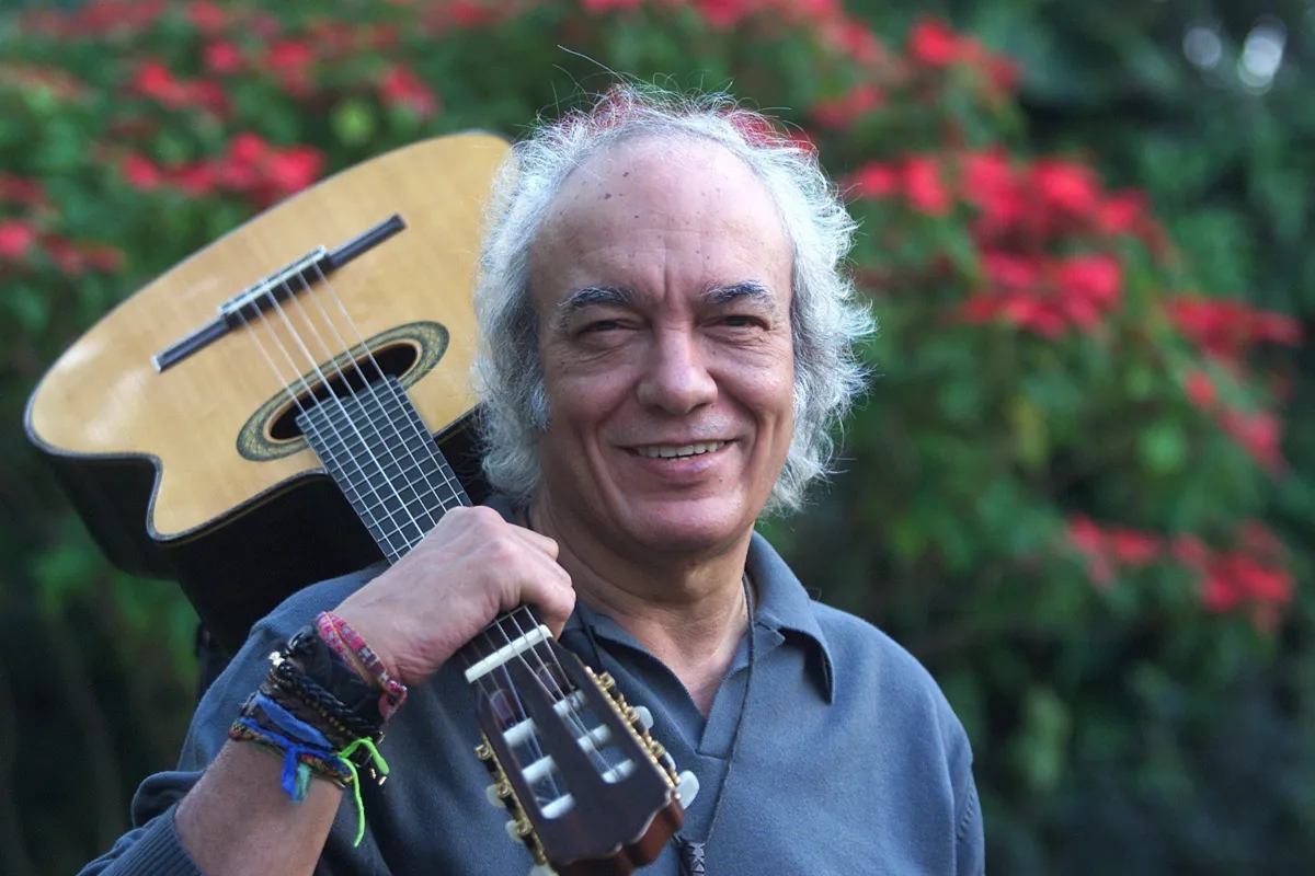 Ídolo da música brasileira desde os tempos da Jovem Guarda, Erasmo Carlos faleceu em 22 de novembro, 13 dias depois de Gal