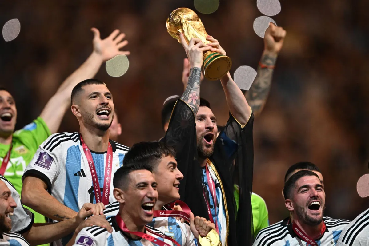 2022 foi o ano da Copa, o Brasil não chegou ao hexa, mas a vitória da Argentina foi uma alegria para um país em crise