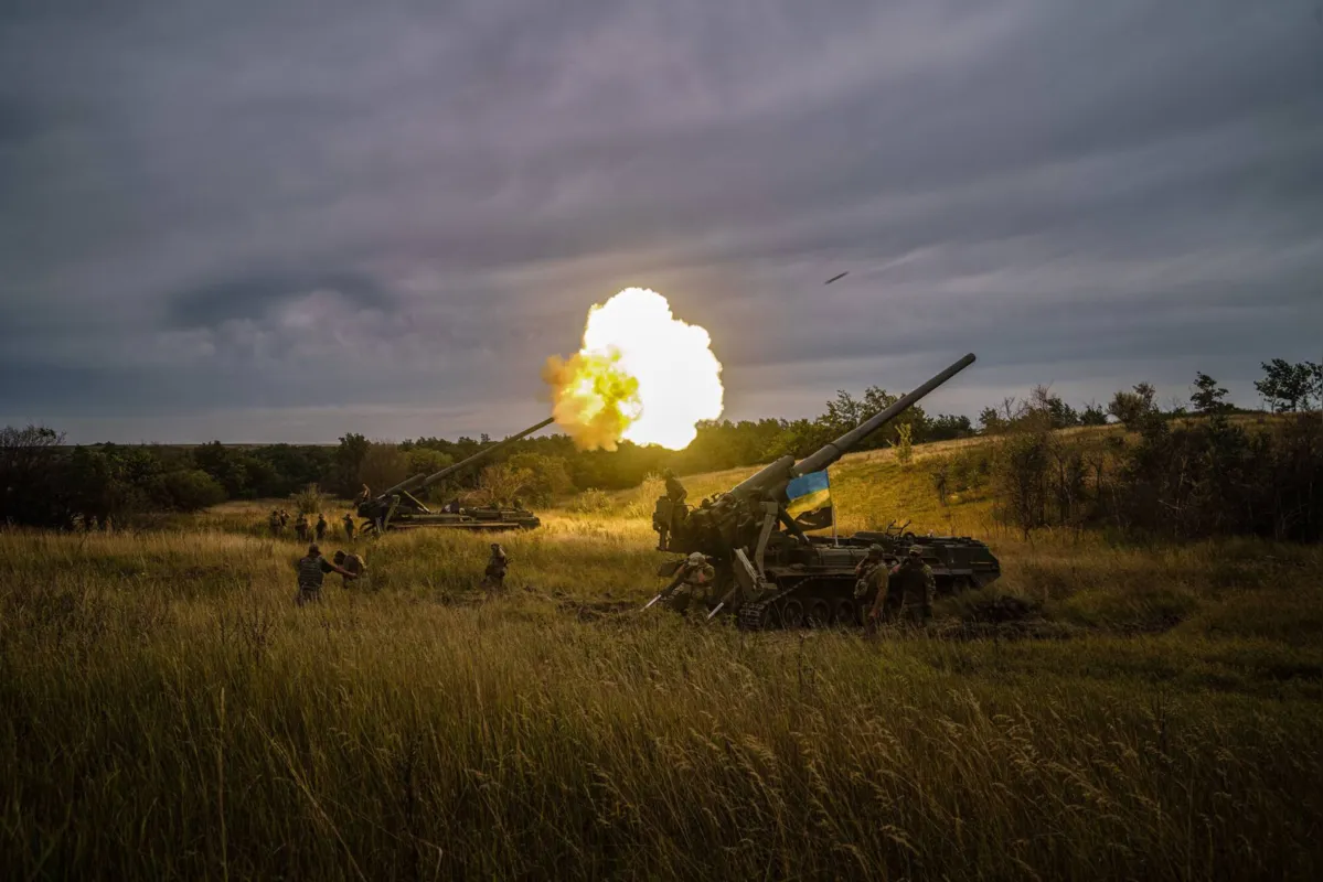 Em 24 de fevereiro de 2022, tropas da Rússia invadiram a vizinha Ucrânia e iniciaram um conflito que até agora não tem perspectiva de negociação de paz.