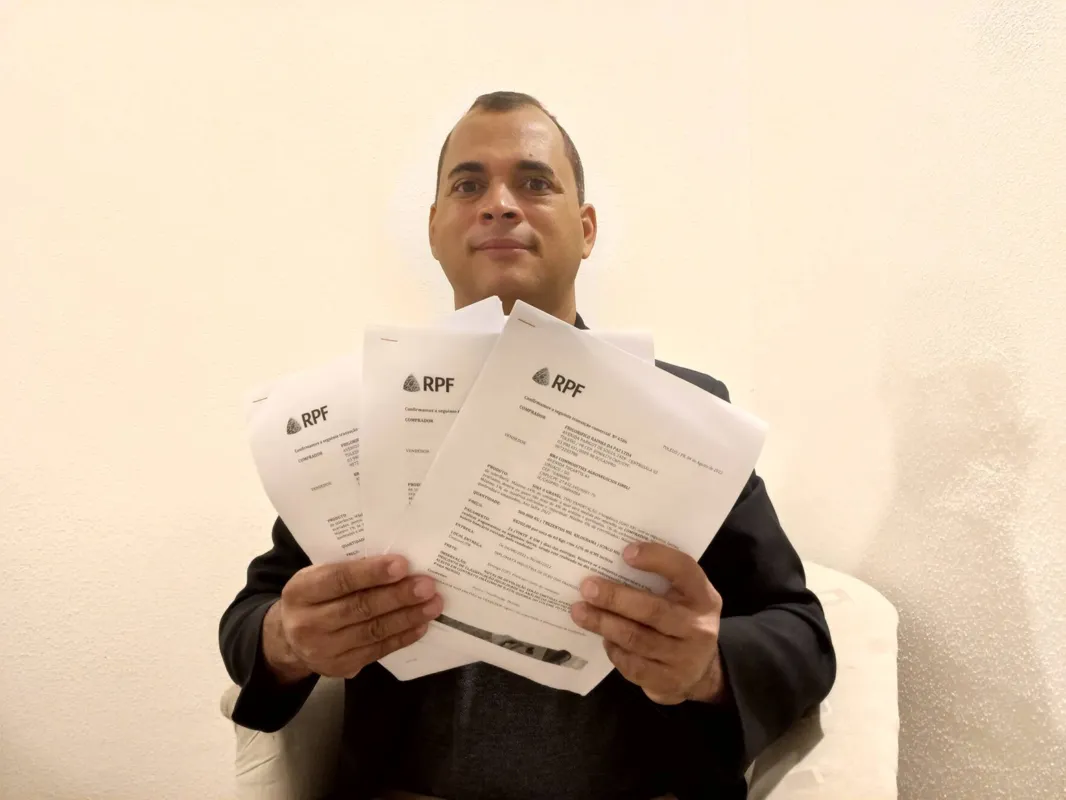 Cleber Pimenta afirma que tentou receber da empresa várias vezes, mas não foi recebido