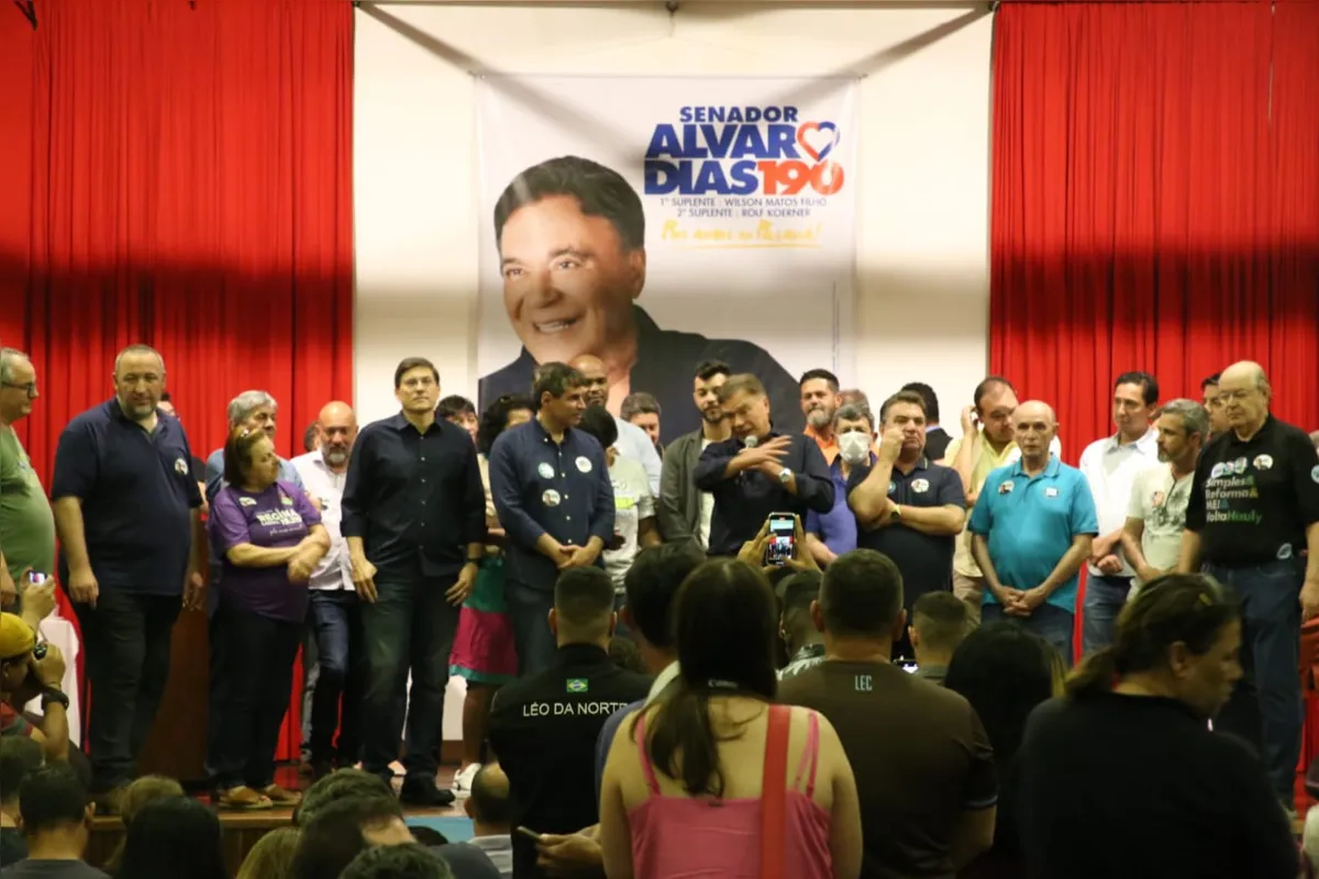 Imagem ilustrativa da imagem Reformas e combate à corrupção, bandeiras de Alvaro para o Senado