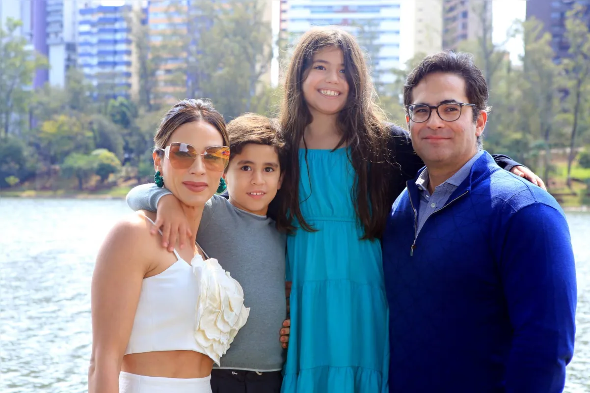 Roberta e Daniel Botelho com os filhos Mateus e Liz