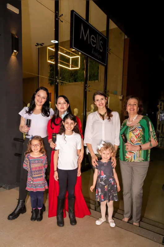 Melissa com Simone, Renata e Vanda Santos
