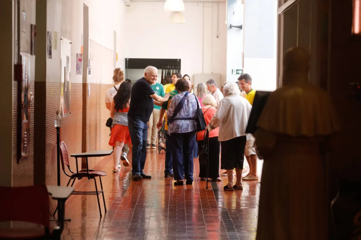 Imagem ilustrativa da imagem Segundo turno das eleições em Londrina tem filas rápidas