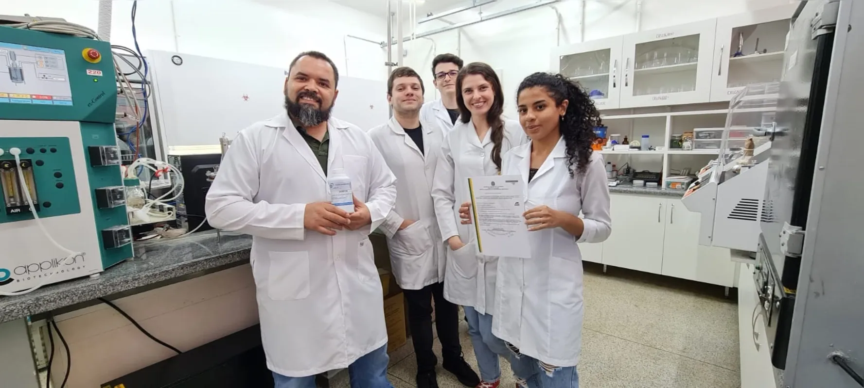 Equipe de pesquisadores mostra documentação que comprova a patente com duração até dezembro de 2042