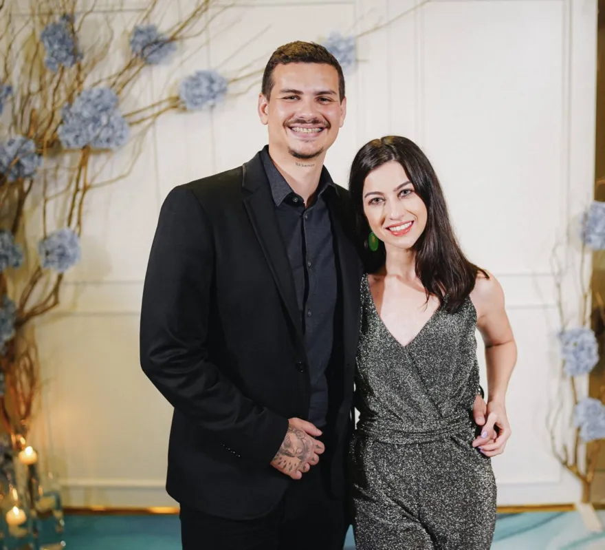 Erick Rodrigues e Carolina Capelasso, que integram o corpo clínico EF